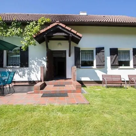 Dom wakacyjny With Private Garden,